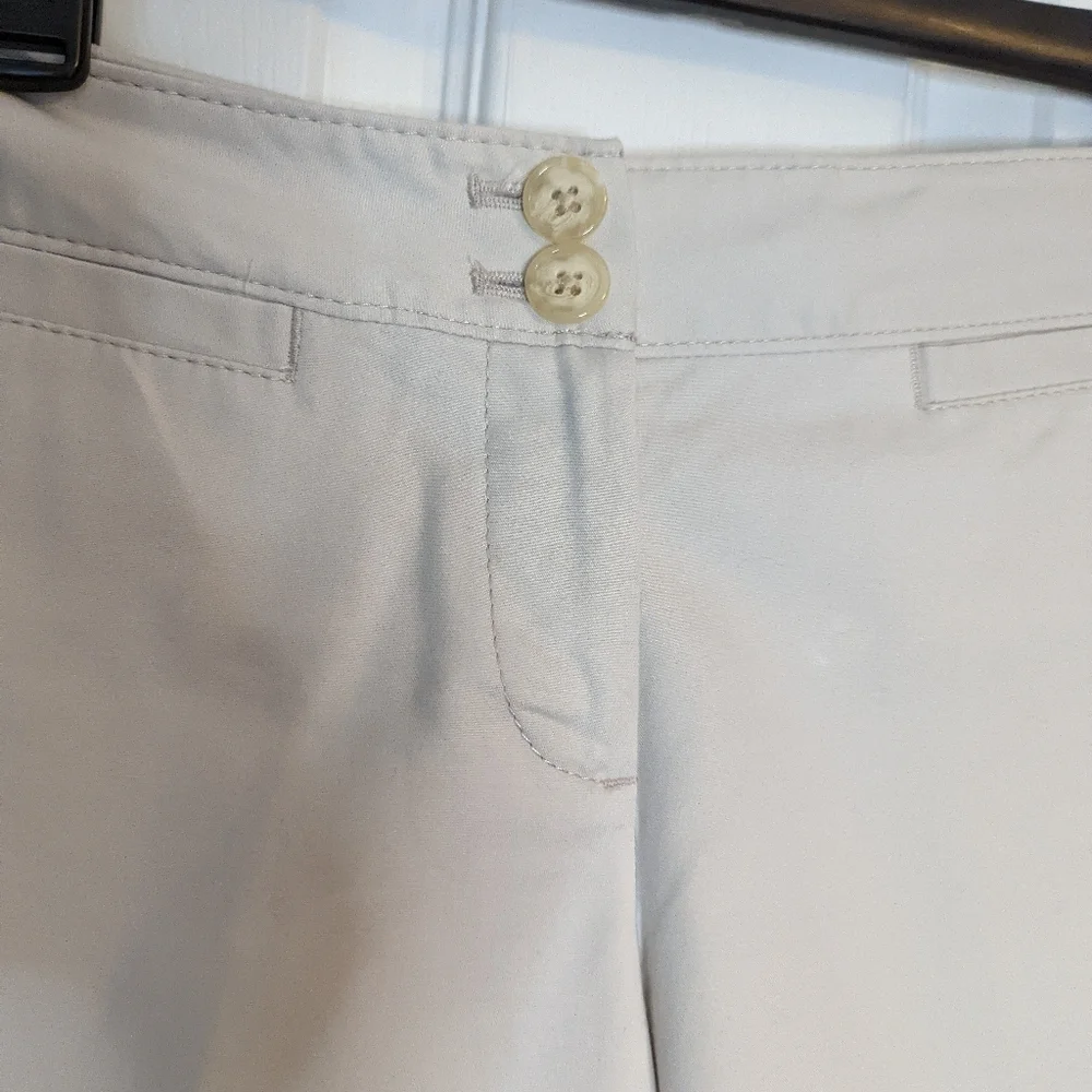 Ann Taylor Petites Signature Fit Shorts Women's size 2P‎ - Picture 2 of 7